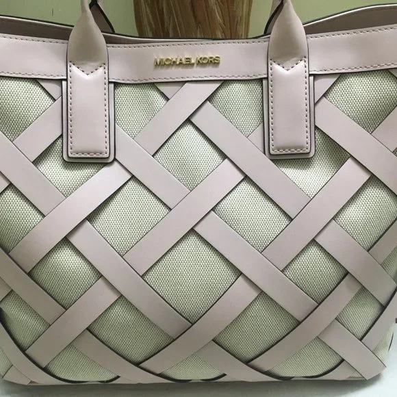 Authentic Michael Kors Light Pink Sienna Large Tote - Picture 10 of 16